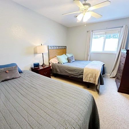 Beach Club Of Oscoda - The Lakeshore Cottage Extérieur photo