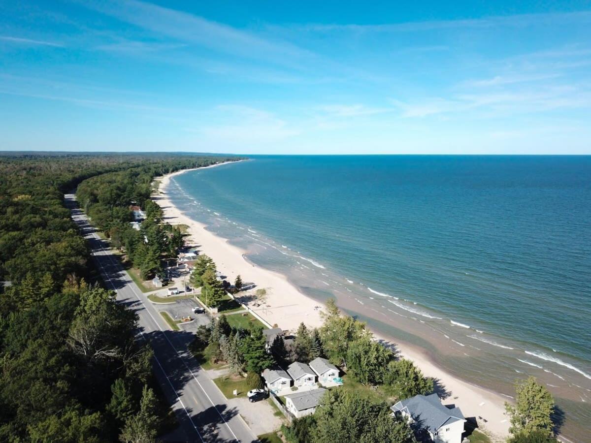 Beach Club Of Oscoda - The Lakeshore Cottage Extérieur photo